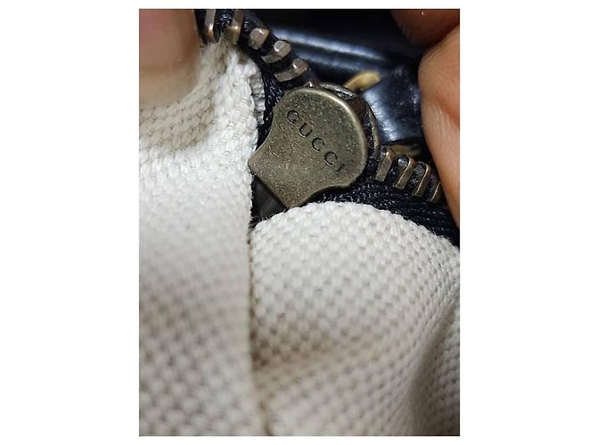 Borsa a spalla media Marmont in pelle martellata nera GUCCI Nero - vista 7