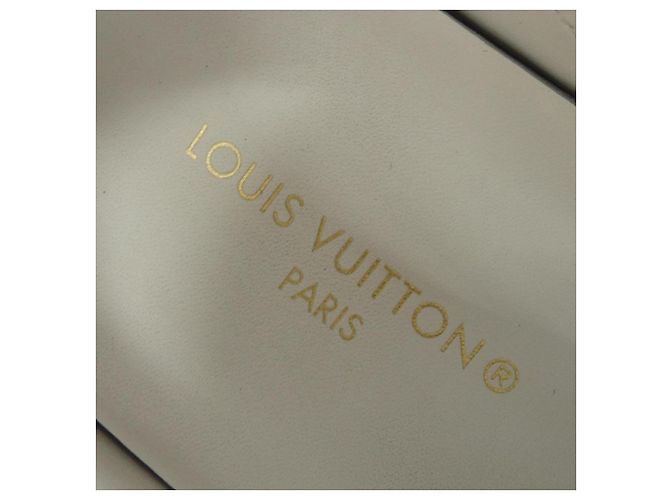 Sneakers Louis Vuitton Time Out Bianco - vista 6