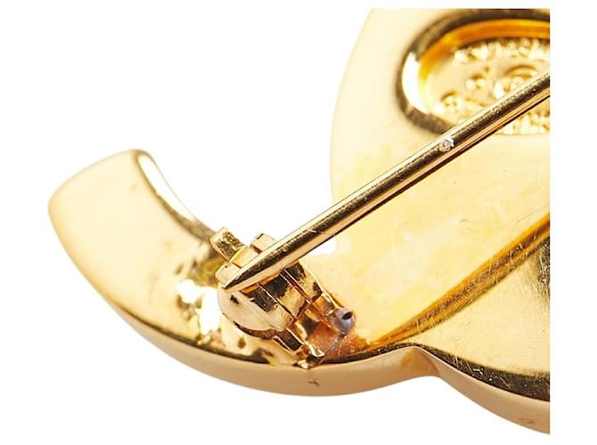 Timeless Spilla Turnlock Coco Mark di Chanel D'oro - vista 3