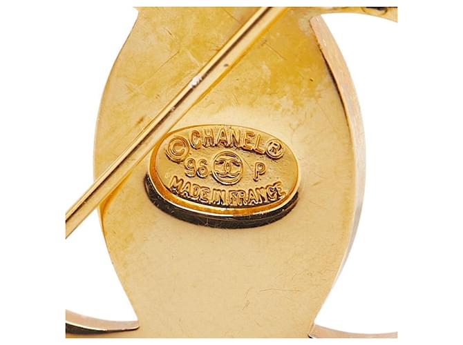Timeless Spilla Turnlock Coco Mark di Chanel D'oro - vista 4