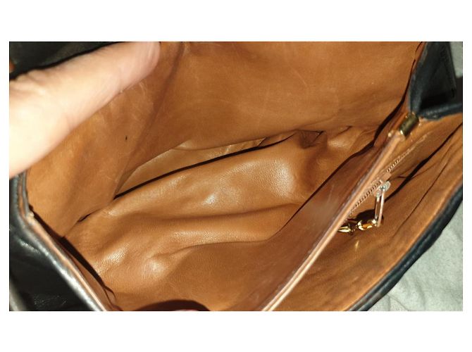 Borsa a spalla Gucci in pelle marrone con chiusura in bambù - vista 4
