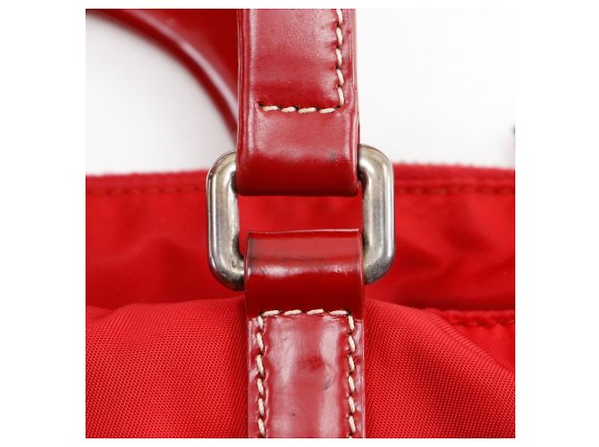 Borsa a spalla in nylon A5 di Prada Rosso - vista 14