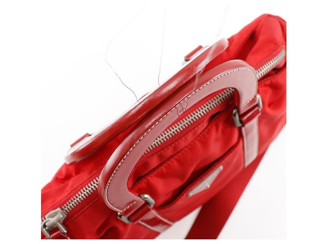 Borsa a spalla in nylon A5 di Prada Rosso - vista 5