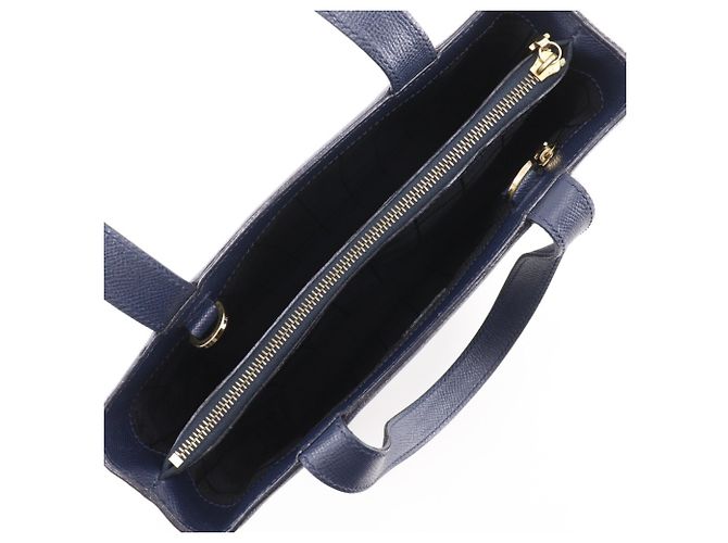 Céline Borsa a Spalla Celine MC1739 in Pelle di Vitello Blu Navy 2 Vie A5 - vista 6