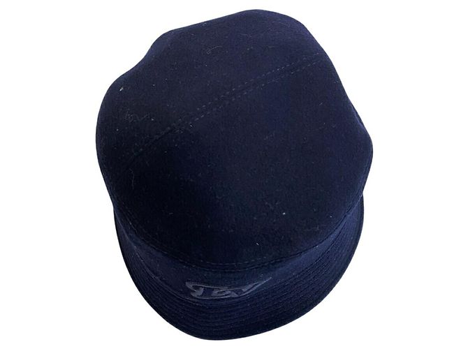 Cappello bucket in lana blu navy e rosso Louis Vuitton - vista 7