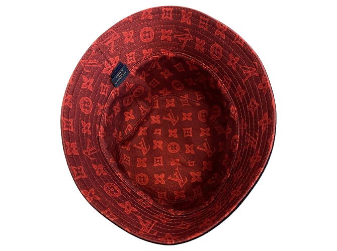 Cappello bucket in lana blu navy e rosso Louis Vuitton - vista 8