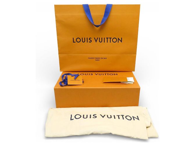 BORSA LOUIS VUITTON NEVERFULL MM WILD AT HEART MONOGRAM M45818 Nero - vista 15