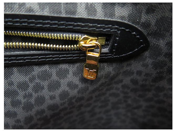 BORSA LOUIS VUITTON NEVERFULL MM WILD AT HEART MONOGRAM M45818 Nero - vista 9
