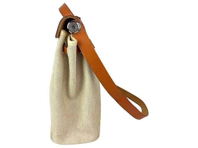 Bolsa de ombro Hermès Toile Vache Herbag 39 MM Natural Marrom - vista 6