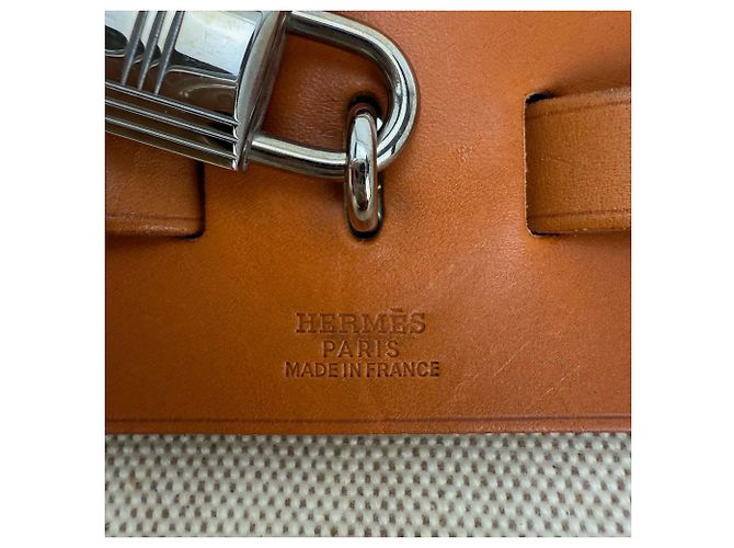 Bolsa de ombro Hermès Toile Vache Herbag 39 MM Natural Marrom - vista 9