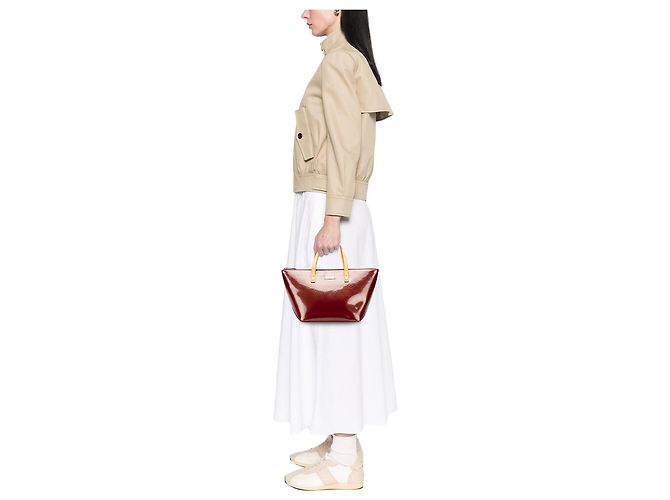 Louis Vuitton Monogram Vernis Bellevue PM Rosso - vista 10