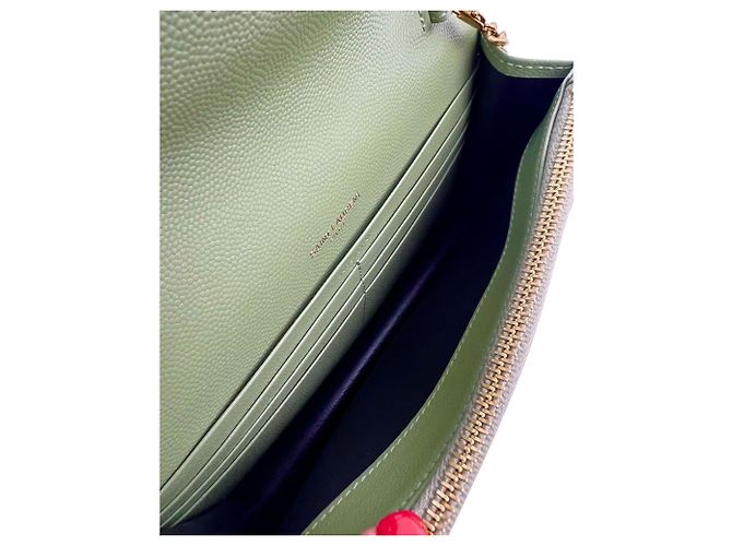 Borsa a tracolla in pelle verde con catena Envelope Saint Laurent - vista 9