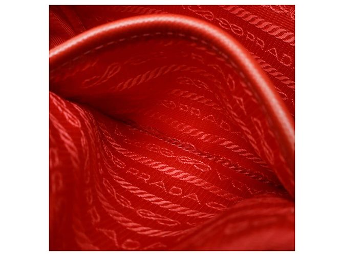 Bolsa de ombro 2 em 1 em nylon e couro com logo triangular da Prada Vermelho - vista 9