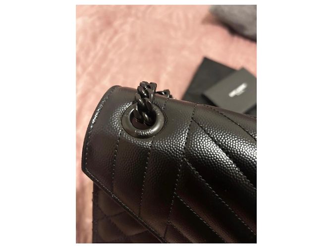 Saint Laurent Borsa Envelope Large in pelle caviar nera Nero - vista 10