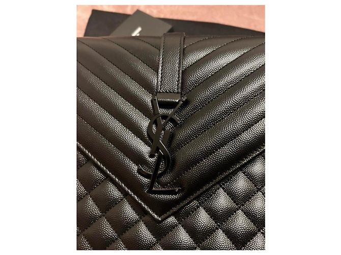 Saint Laurent Borsa Envelope Large in pelle caviar nera Nero - vista 11