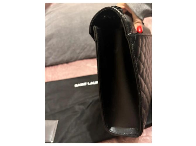 Saint Laurent Borsa Envelope Large in pelle caviar nera Nero - vista 13