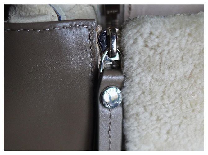 Autre Marque Borsa a spalla Sabatier 1947 in pelle e pelliccia Beige - vista 9