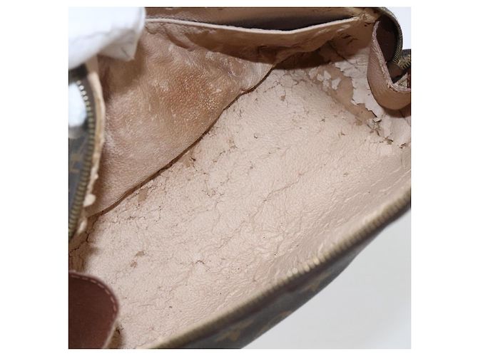 LOUIS VUITTON Pochete Cosmética Demi Ronde Monogram M47520 LV Auth ka2037 Monograma - vista 10