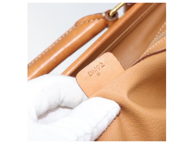 Céline Borsa a mano in tela Macadam CELINE PVC 2in1 Beige Oro Auth 168082 D'oro - vista 12