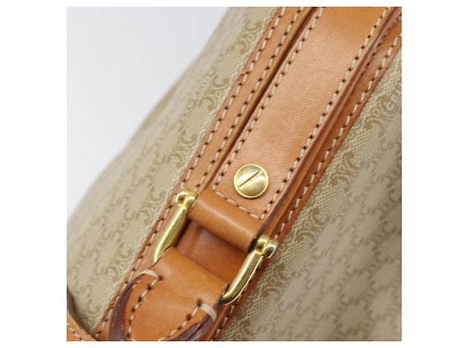 Céline Borsa a mano in tela Macadam CELINE PVC 2in1 Beige Oro Auth 168082 D'oro - vista 19