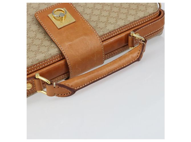 Céline Borsa a mano in tela Macadam CELINE PVC 2in1 Beige Oro Auth 168082 D'oro - vista 7
