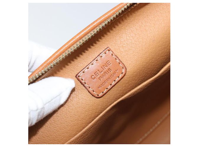 Céline Borsa Clutch in Tela Macadam CELINE PVC Marrone Oro Auth 170470 D'oro - vista 10