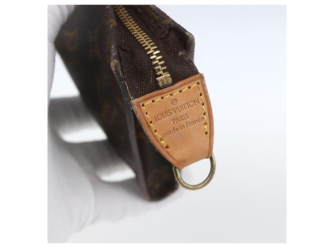 LOUIS VUITTON Pochette Bucket Monogram GM Accessorio LV Auth hk3389 Monogramma - vista 8