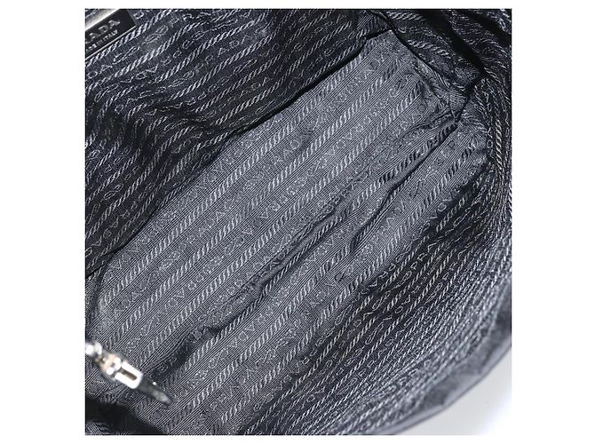 Prada Tote Bag aus schwarzem Nylon mit Silber authentisch 170131 - Ansicht 10