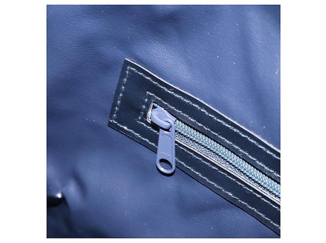 Céline Borsa a mano Celine C Sulky in tela blu marina Auth 169427 Blu navy - vista 11