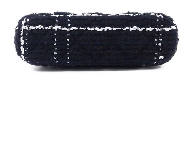 Borsa Chanel in tweed nero - vista 2