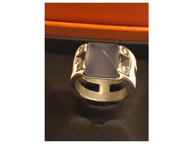 Anillo Hermès de plata con piedra de luna y diamante - vista 2