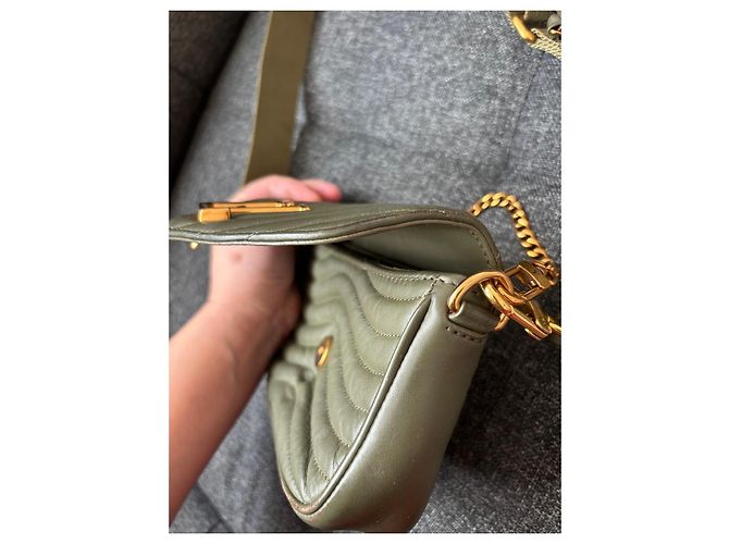 Multi Pochette Borsa a Spalla Louis Vuitton New Wave Multi-Pochette in Pelle Trapuntata Verde - vista 6