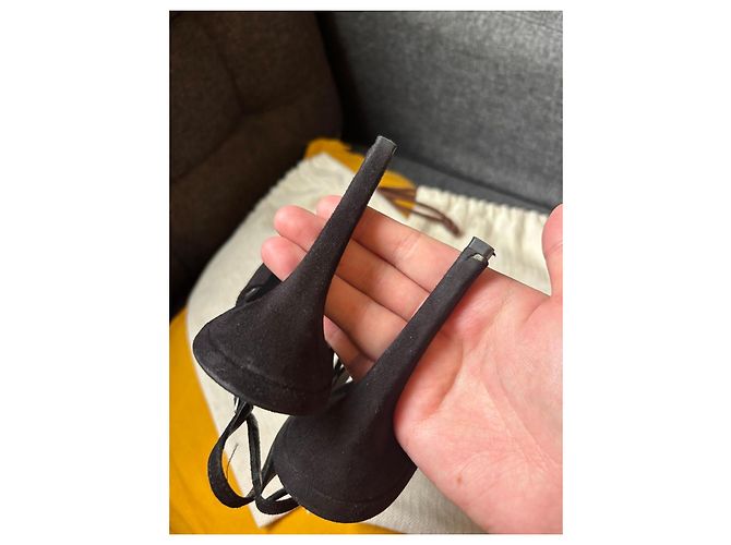 Sandali Holy 105 di Hermès in suede nero - vista 6