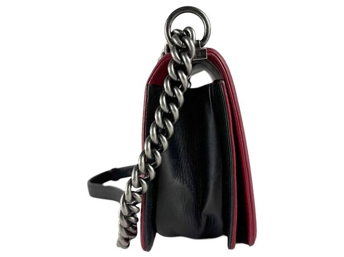 Borsa a spalla Boy di Chanel Nero Rosso - vista 2