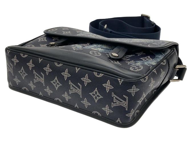 Borsa Messenger Savannah Monogram Louis Vuitton Nero - vista 3