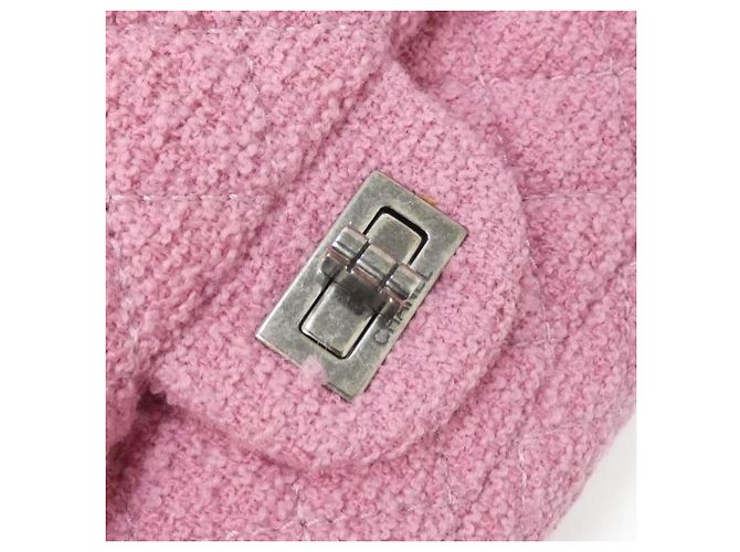 Borsa a spalla in tweed rosa Chanel 47691 - vista 6
