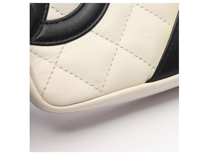 Borsa a spalla piccola in pelle della linea Cambon di Chanel Nero Bianco - vista 12