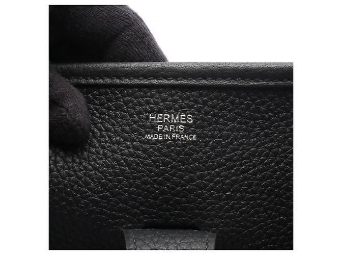 Borsa a Spalla Hermès Evelyn 3 Trois GM in Nero - vista 4