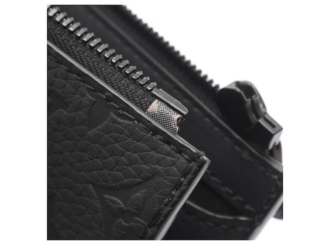 Borsa Tote Cross Sac Plat di Louis Vuitton Nero - vista 5