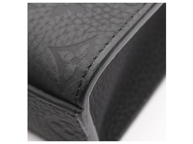 Borsa Tote Cross Sac Plat di Louis Vuitton Nero - vista 7