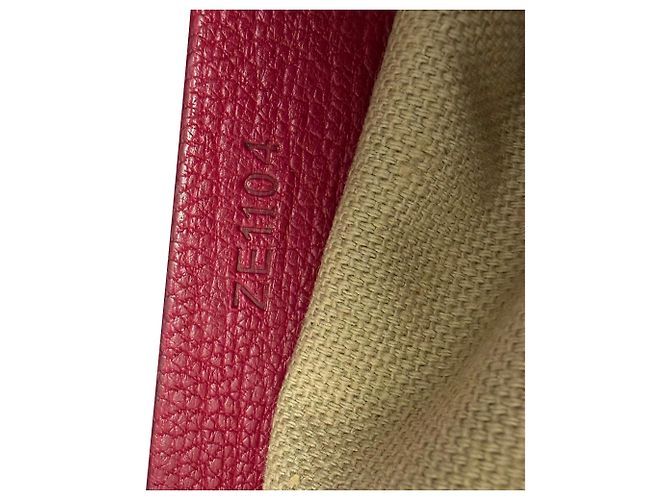 Borsa a Mano Antigona Piccola in Pelle di Capra Bordeaux di Givenchy Rosso Bordò - vista 9