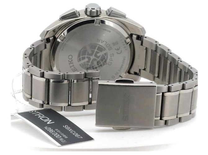 Seiko Astron Titan Schwarz - Ansicht 4