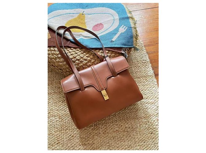 Borsa Céline Soft 16 Pelle Caramello Marrone - vista 10