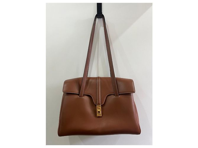 Borsa Céline Soft 16 Pelle Caramello Marrone - vista 2
