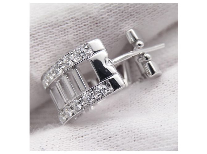 Orecchini a cerchio in diamante Atlas di Tiffany & Co. - vista 5