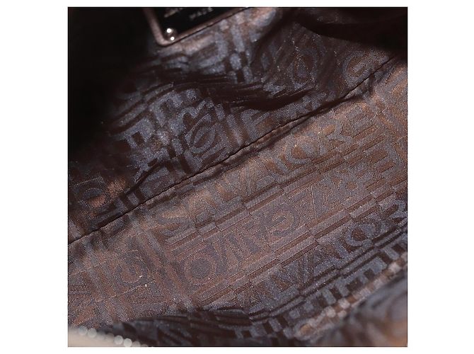 Borsa a mano Gancini in pelle beige argento Salvatore Ferragamo Auth 169577 - vista 9