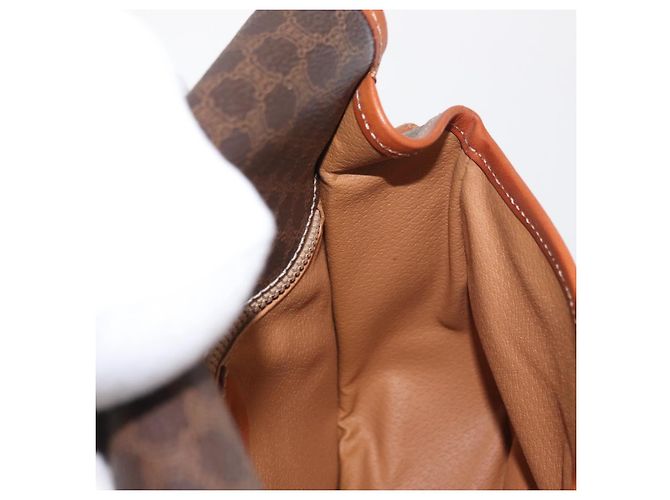 Céline Borsa a spalla in tela Macadam CELINE in pelle PVC marrone oro Auth 170338 D'oro - vista 20