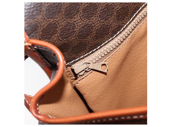 Céline Borsa a spalla in tela Macadam CELINE in pelle PVC marrone oro Auth 170338 D'oro - vista 22