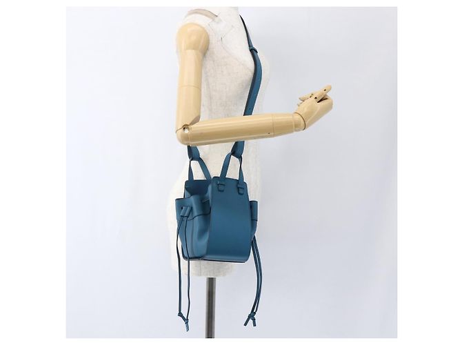 LOEWE Anagram Hammock Mini Borsa a Corda in Pelle Blu Oro Auth BA10330SM D'oro - vista 23
