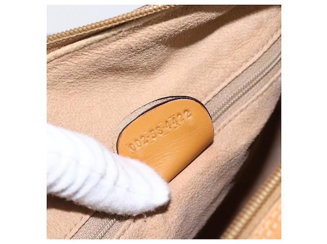 Gucci Borsa a mano Micro GG Supreme in pelle PVC 2 in 1 beige oro Auth BA10107 D'oro - vista 12